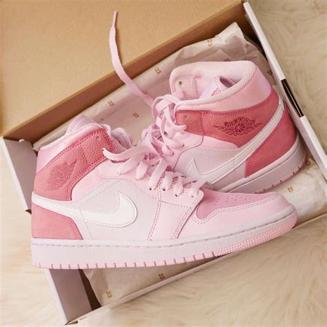 nike air jordan 1 mädchen|jordan 1 shoes for girls.